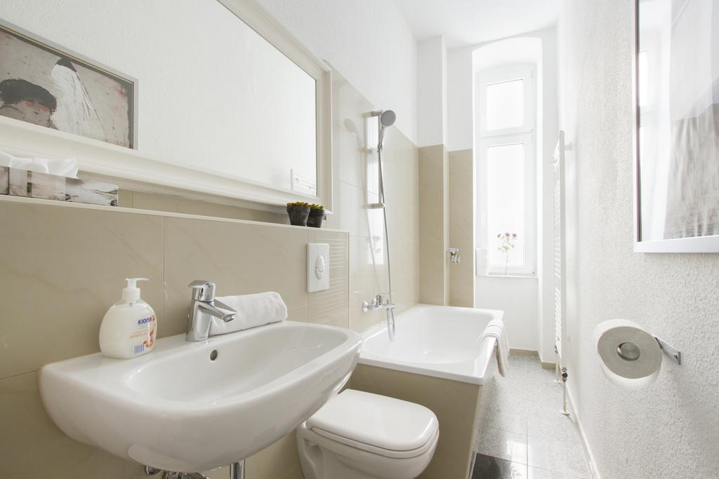 Primeflats - Apartments Genter Berlin-Wedding Екстериор снимка